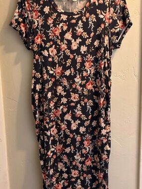 Maternity Midi Dress with Pink Floral Print